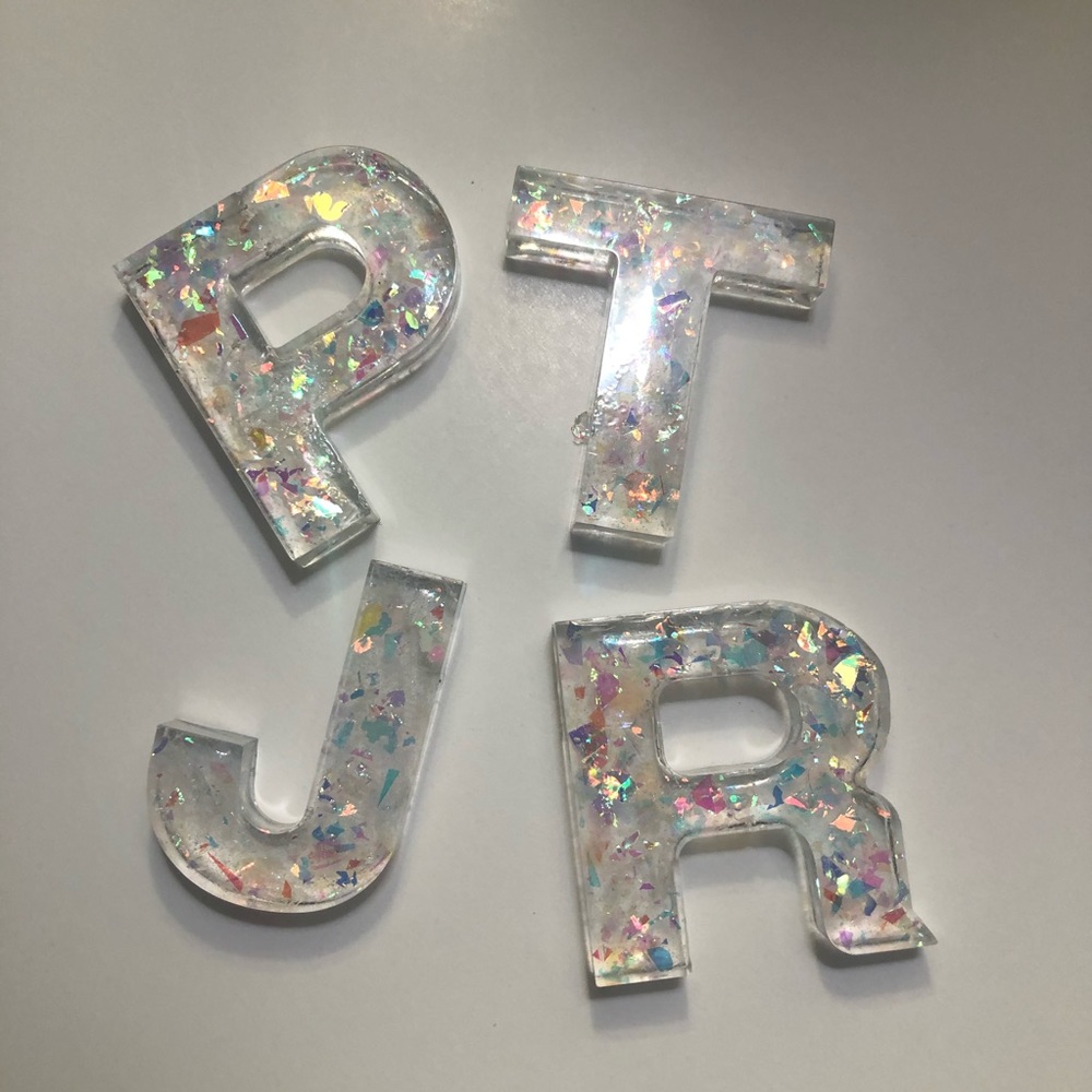 Aurora Rainbow Confetti Custom Letter Keychain - Picture 5 of 17